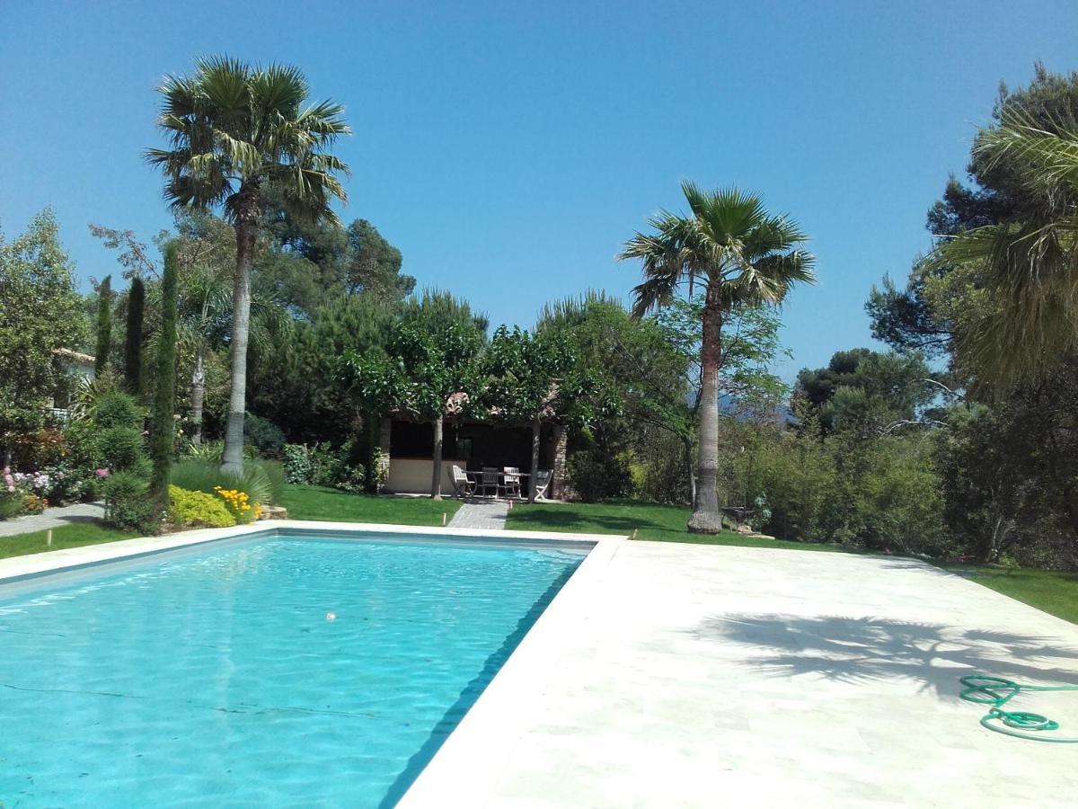 La Bastide De L'Oliveraie ル・カステレ エクステリア 写真