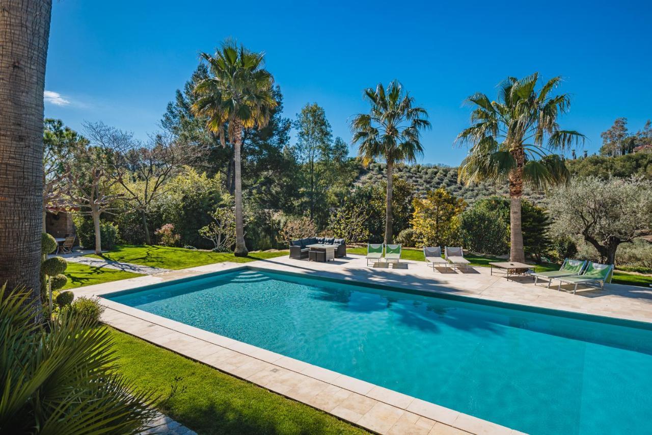 La Bastide De L'Oliveraie ル・カステレ エクステリア 写真